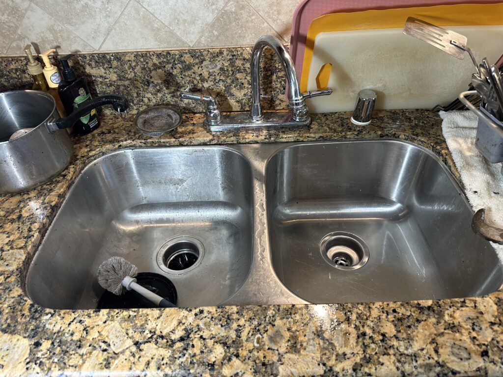 Kitchen Sink Drain Line Cleaning - 4773 Don Miguel Dr Los Angeles, CA 90008
